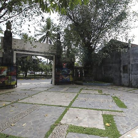 Reddoorz Near Borobudur Temple Hotel Yogyakarta Bagian luar foto